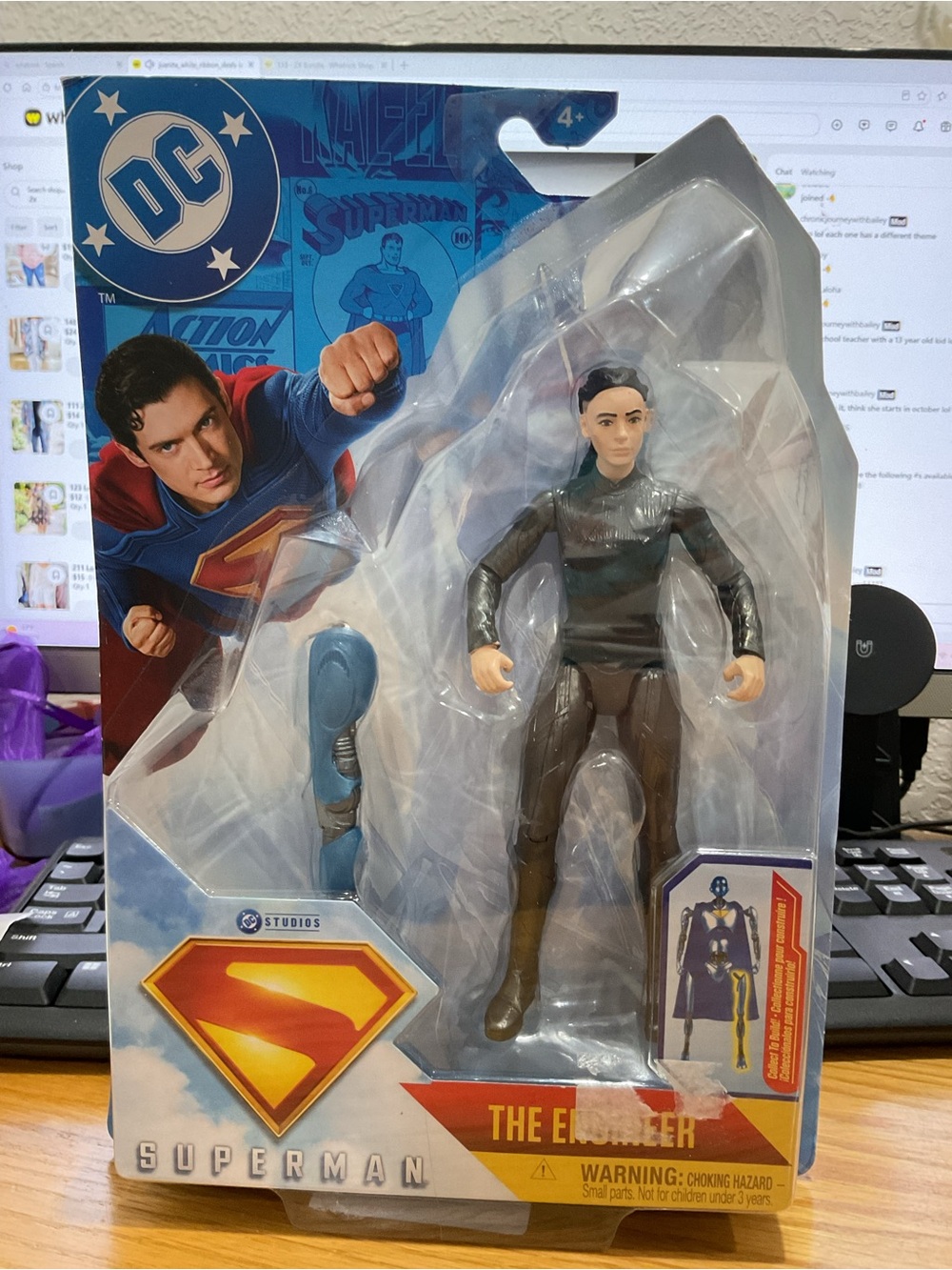 T194 - New DC Studios Superman The Engineer 6” Action Fig SpinMaster Build-A-Fig